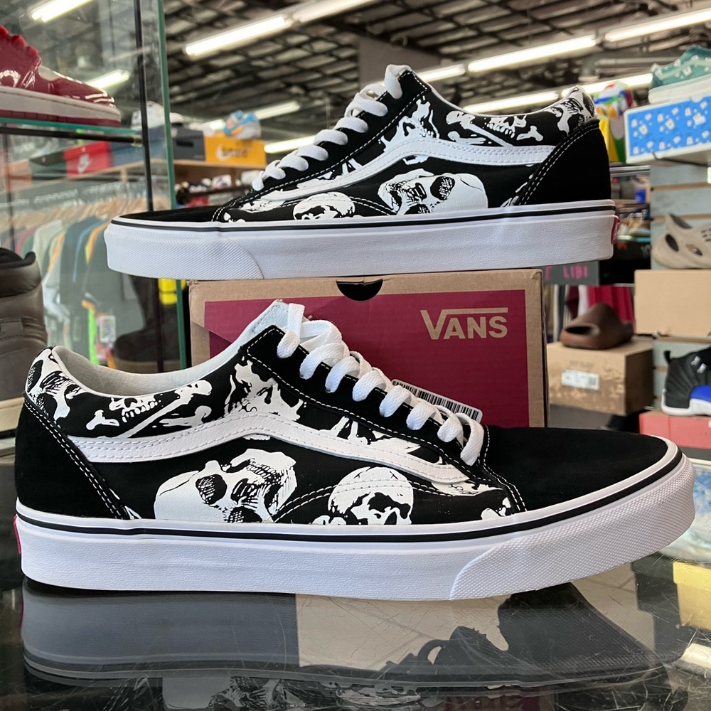 Vans Old Skool Skulls Size 12